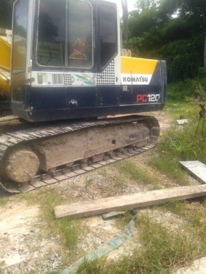 ขาย 550,000 KOMATSU pc 200-5 ตัวเดินใหญ่ ไฟฟ้าครบ เครื่องดี ปั้มแรง เอวแน่น ช่วงล่างเต็ม เอกสารหนังส