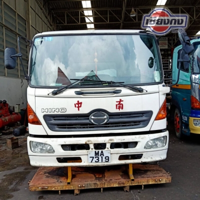 หัวเก๋ง HINO MEGA + เครื่อง JO8C 260HP  (ญี่ปุ่น)