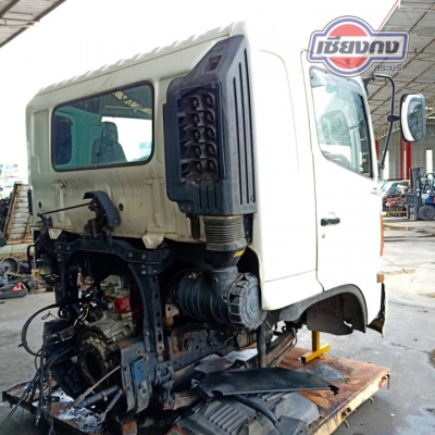 หัวเก๋ง HINO MEGA + เครื่อง JO8C 260HP  (ญี่ปุ่น)