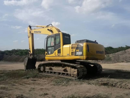 ขาย 1,200,000 KOMATSU pc 200-8 ปี 2009 ไฟฟ้าครบ เครื่องดี ปั้มแรง เอวแน่น ช่วงล่างเต็ม เอกสารแจ้งจำหน่าย รถสวยพร้อมใช้ รถอยู่ กาญจนบุรี 090-772-3710 090-772-3708