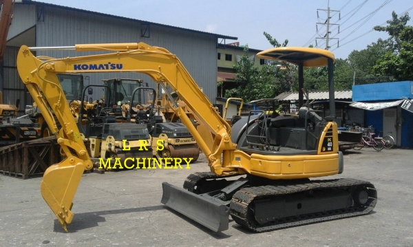 KOMATSU รุ่น PC40MR-2