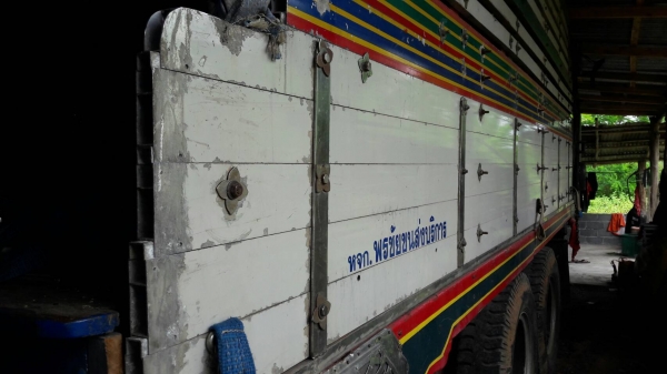 ขาย รถ 10 ล้อ หัวยาว 2 เพลา ช่วงล่างใหญ่จัมโบ้ เครื่อง+เกียร์ 6D14 165 แรงม้า มีเกียร์กลาง คัสซีสวย คานหน้าใหญ่ ทะเบียนเต็มพร้อมโอน