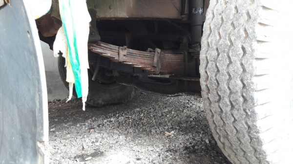 ขาย รถ 10 ล้อ หัวยาว 2 เพลา ช่วงล่างใหญ่จัมโบ้ เครื่อง+เกียร์ 6D14 165 แรงม้า มีเกียร์กลาง คัสซีสวย คานหน้าใหญ่ ทะเบียนเต็มพร้อมโอน