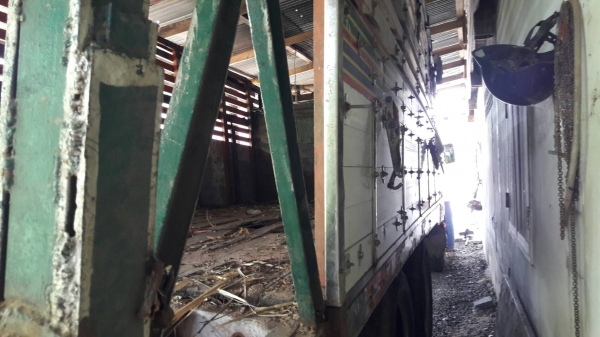 ขาย รถ 10 ล้อ หัวยาว 2 เพลา ช่วงล่างใหญ่จัมโบ้ เครื่อง+เกียร์ 6D14 165 แรงม้า มีเกียร์กลาง คัสซีสวย คานหน้าใหญ่ ทะเบียนเต็มพร้อมโอน