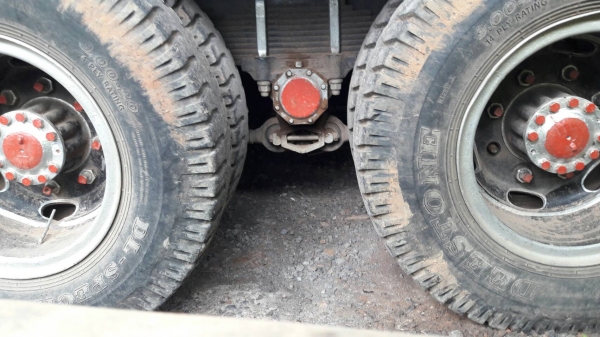 ขาย รถ 10 ล้อ หัวยาว 2 เพลา ช่วงล่างใหญ่จัมโบ้ เครื่อง+เกียร์ 6D14 165 แรงม้า มีเกียร์กลาง คัสซีสวย คานหน้าใหญ่ ทะเบียนเต็มพร้อมโอน