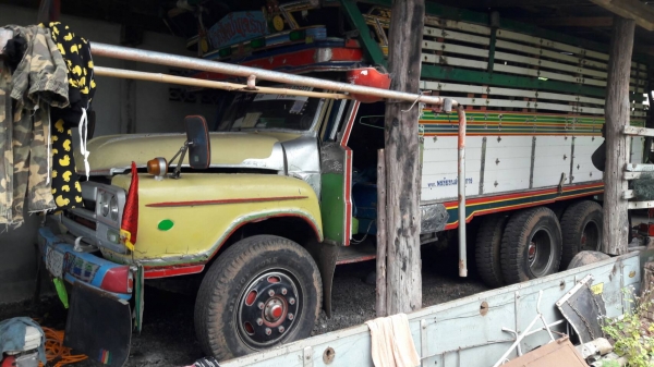 ขาย รถ 10 ล้อ หัวยาว 2 เพลา ช่วงล่างใหญ่จัมโบ้ เครื่อง+เกียร์ 6D14 165 แรงม้า มีเกียร์กลาง คัสซีสวย คานหน้าใหญ่ ทะเบียนเต็มพร้อมโอน