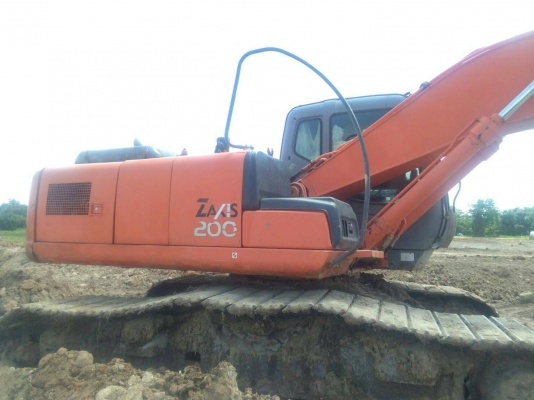 ขายรถแบคโฮ HITACHI ZX200-1 เอกสารเล่มทะเบียน ไมล์ 12053 ชม.ราคา 1250000 ขายรถแบคโฮ HITACHI ZX200-1 เอกสารเล่มทะเบียน ไมล์ 12053 ชม.ราคา 1250000
