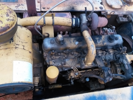 ขายด่วน KOMATSU PC200-3 สภาพพร้อมใช้งาน เครื่องเดิม ปั้มเดิม โซ่หนาทั้งสองข้าง เฟรมสวย บูมอามไม่มีแผล แอร์มีครับ สนใจไว้ใช้งาน สอบถาม 093 0764943 คุณ ตั้ม