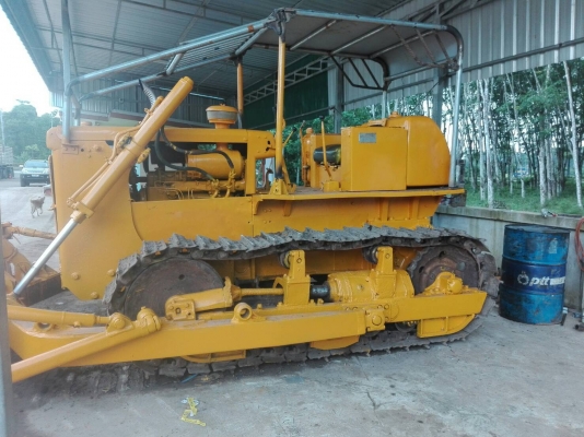 ขายรถแทรคเตอร์ KOMATSU D50A-15 ห้องเลี้ยวน้ำมัน ราคา 300000