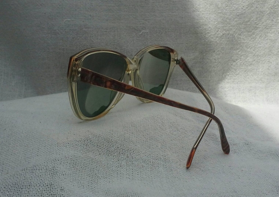 แว่นตาเทพเจ้าของชาวเยอรมัน ยุค '80s สภาพซุปเปอร์นางฟ้า ! Vintage RODENSTOCK handmade in Germany แว่นตาเทพเจ้าของชาวเยอรมัน ยุค '80s สภาพซุปเปอร์นางฟ้า ! Vintage RODENSTOCK handmade in Germany