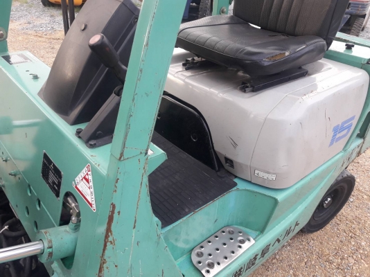 ขายรถยก MITSUBISHI FG15 F25A  เครื่องเบนซิน เกียร์ธรรมดา ยกได้1.5ตัน เสา3เมตร ยางตันหน้าหลัง ติดต่อ 098-7962549