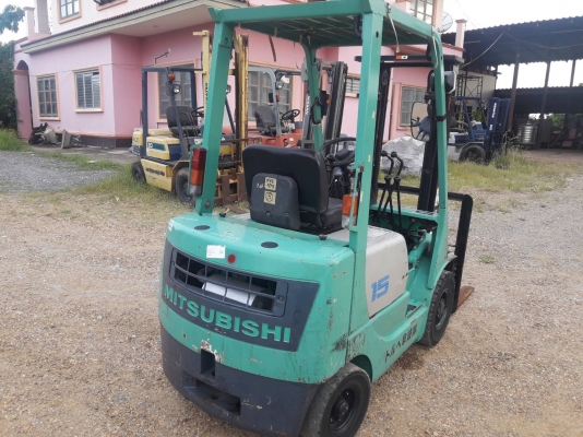 ขายรถยก MITSUBISHI FG15 F25A  เครื่องเบนซิน เกียร์ธรรมดา ยกได้1.5ตัน เสา3เมตร ยางตันหน้าหลัง ติดต่อ 098-7962549