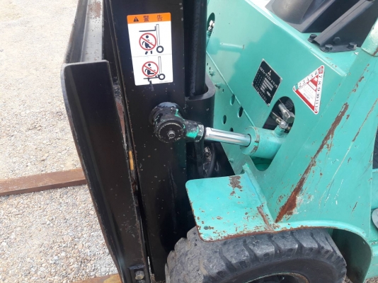 ขายรถยก MITSUBISHI FG15 F25A  เครื่องเบนซิน เกียร์ธรรมดา ยกได้1.5ตัน เสา3เมตร ยางตันหน้าหลัง ติดต่อ 098-7962549