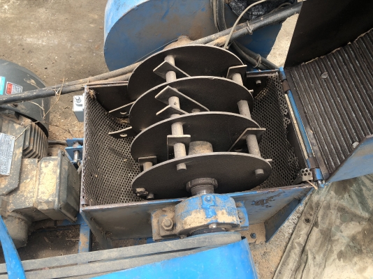 ขาย เครื่องเป่าขี้เรือย พร้อมมอเตอร์ ไฟ3สาย มี2ตัวๆละ8000