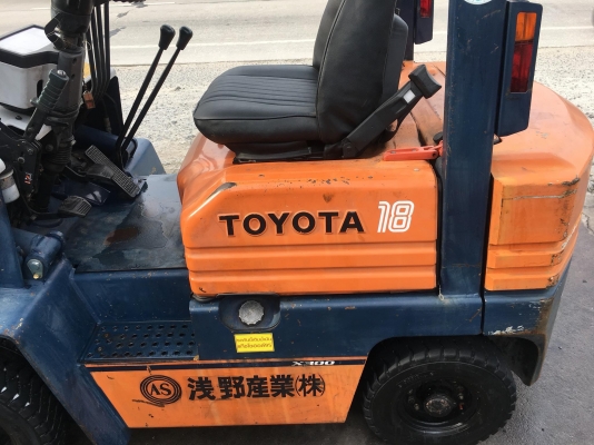 ขายรถหนีบก้อนแบนสำหรับงานร้านขายของเก่าร้านรีไซเคิ้ล