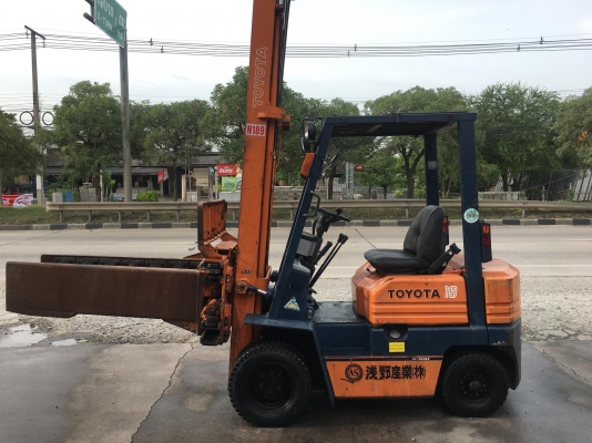 ขายรถหนีบก้อนแบนสำหรับงานร้านขายของเก่าร้านรีไซเคิ้ล