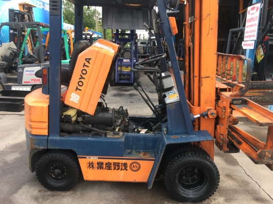 ขายรถหนีบก้อนแบนสำหรับงานร้านขายของเก่าร้านรีไซเคิ้ล