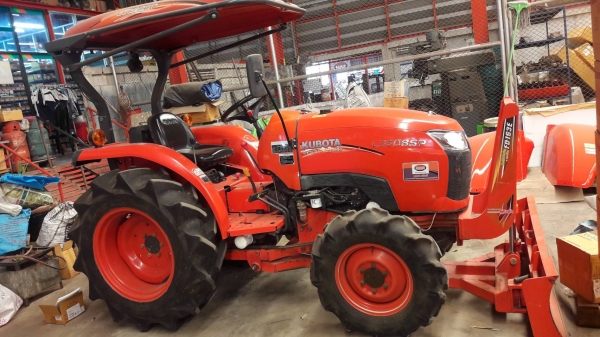 รถแทรกเตอร์มือสอง รถแทรกเตอร์มือสอง