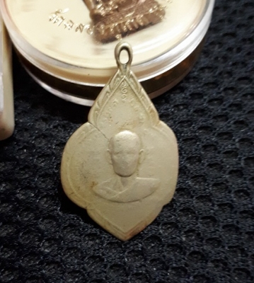 พระเครื่อง