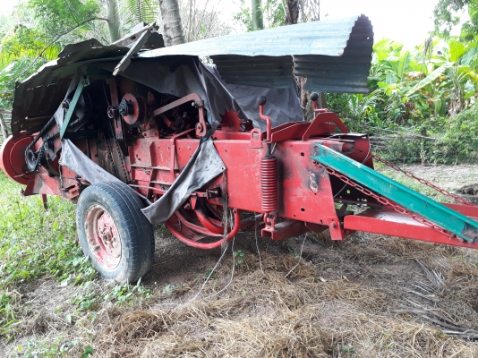 ขายตามสภาพ เครื่องอัดฟางนิวฮอนแลน276 ขายตามสภาพ เครื่องอัดฟางนิวฮอนแลน276