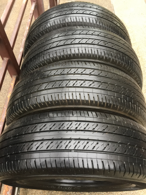 ยาง Dunlop 205 70 15 ปี17 ดอกเต็ม ไม่มีปะ ใช้ยาว ราคาไม่แพง