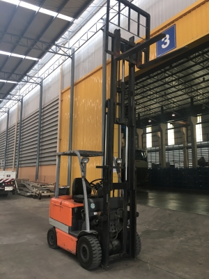 ฟอร์คลิฟท์ โฟร์คลิฟท์ FORKLIFT TOYOTA