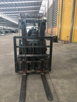 ฟอร์คลิฟท์ โฟร์คลิฟท์ FORKLIFT TOYOTA