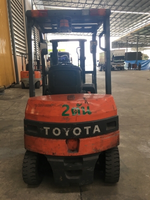 ฟอร์คลิฟท์ โฟร์คลิฟท์ FORKLIFT TOYOTA