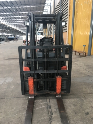 ฟอร์คลิฟท์ โฟร์คลิฟท์ FORKLIFT TOYOTA