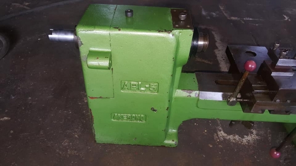 ชุดประกอบเครื่องกลึง มือโยก ขนาด 2 ฟุต 15000 บาท 0814583376 เอก