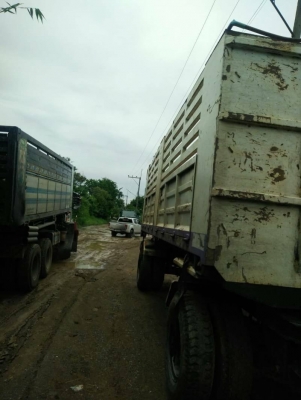 ขาย 1,290,000 สิบล้อแม่ลูก HINO FM 3M 240 แรง ลูก 2 คาน ยาว 6.50 ม พร้อมประกันชั้น 2 ควบคุมแม่ลูก ปีละ 20,000 บาท หมดปี 62 รถพร้อมใช้ หัวบาง ยางดี คัชซีสวย  รถอยู่ ราชบุรี 090-772-3710 090-772-3708