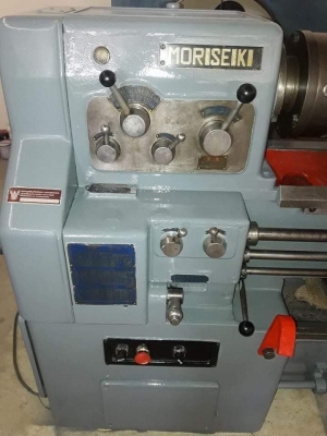 ขายเครื่องกลึงญี่ปุ่นMoriseiki 4.5 f  มีมี่จับ สามขา พร้อมใช้ครับ