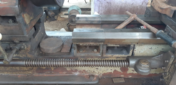 ขายเครื่องกลึงเซ็กกี่สวิง1000ระยะทำงานยาว1800เมตรรู3นิ้วราคาภูธรเลยครับผม