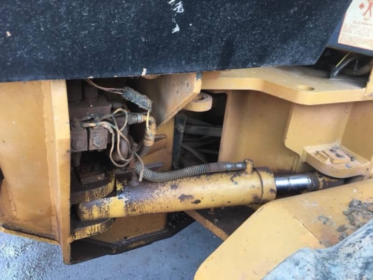 ขาย 895,000 รถเกรด GALION 850A สภาพสวยกิปพร้อมใช้ เครื่องดี เกียร์แรง ระบบไฮโดลิกพร้อม. เอกสารเล่มทะเบียน  รถอยู่ โคราช โทร 0610710295