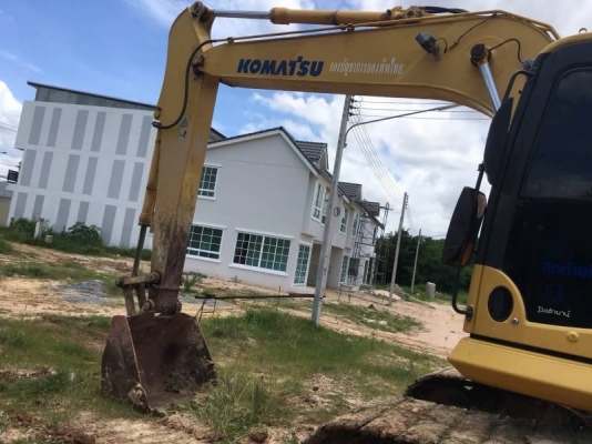 ขาย 1,250,000 บาท KOMATSU PC160-8 ทำงาน 13,XXX ชม เครื่องดี ปั้มแรง โช่หนา เอวแน่น เอกสารเล่มทะเบียน  รถอยู่ โคราช โทร 0610710295