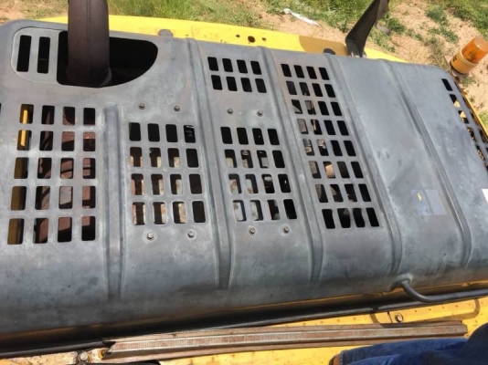 ขาย 1,250,000 บาท KOMATSU PC160-8 ทำงาน 13,XXX ชม เครื่องดี ปั้มแรง โช่หนา เอวแน่น เอกสารเล่มทะเบียน  รถอยู่ โคราช โทร 0610710295