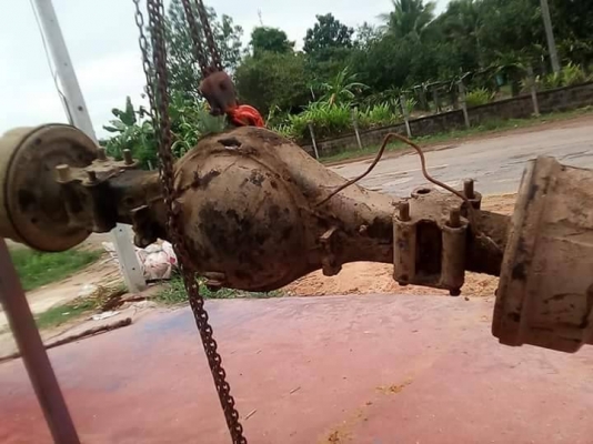 เพลากะบะและเพลา 6 ล้อ