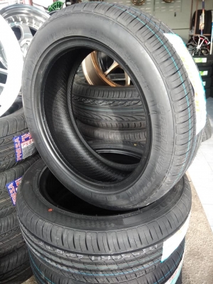 ยางไทยดีสโตนคุณภาพส่งออก 185-55-16 ปี 18 เส้นละ 1600 บาท