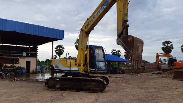 ขายรถแบคโฮ KOBELCO SK120-/// เอกสารอินวอย ราคา 560000