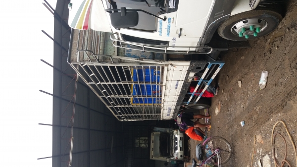 ขายคอกรถ 6 ล้อ ยาว 6 เมตร โทร 0823585392