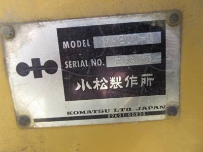 เปิดจองครับ KOMATSU WA200-1 นำเข้าจากญี่ปุ่น โทร.090-986-2521 อ๊อบ
