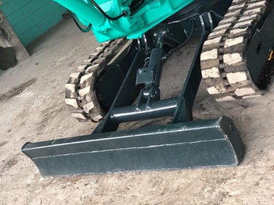 รถขุด KOMATSU PC 25-1 รุ่น 7 #คอนโทนสั้น ระบบไว เครื่องปั้มดี พร้อมทำสี พร้อมเช็คระบบ เก่านอกญี่ปุ่น มีเอกสารใบอินวอย  ราคา 360,000-.  สนใจติดต่อโทร:096:5411713 หรือ 092-5768909 (วัชรัตน์) ร้าน แสนเจริญ แทรกเตอร์