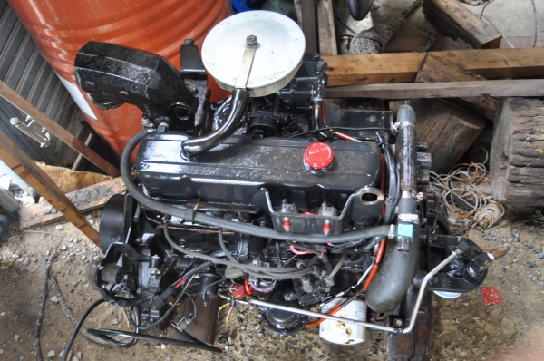 ขาย เครื่องเรือ volvo penta 3.0 ลิตร