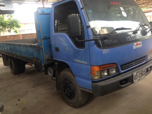 ขายด่วน 6 ล้อ Isuzu NQR 140 แรง สภาพพร้อมใช้