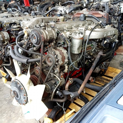 บอกคำเดียวว่า #แรง เครื่อง HINO P11C TURBO 330HP คันเร่งสายมีให้เลือกหลายตัว เครื่องนอกสวยๆ