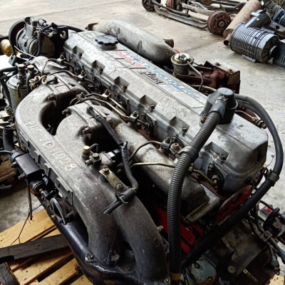 บอกคำเดียวว่า #แรง เครื่อง HINO P11C TURBO 330HP คันเร่งสายมีให้เลือกหลายตัว เครื่องนอกสวยๆ