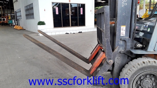 ขายรถยก 2.5 ตัน รถนอกนำเข้าเองจากญี่ปุ่น MADE IN JAPAN