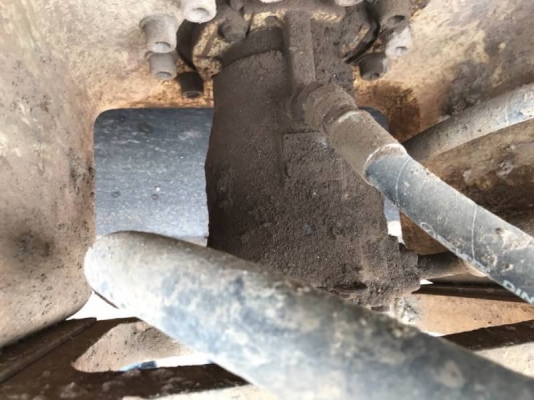 ขาย 695,000 บาท INGERSALLAND SD100B 2 เปลือก 2 เพลา เครื่องดี ปั้มแรง สภาพพร้อมใช้ เอกสารเล่มทะเบียน  รถอยู่ โคราช โทร 0610710295