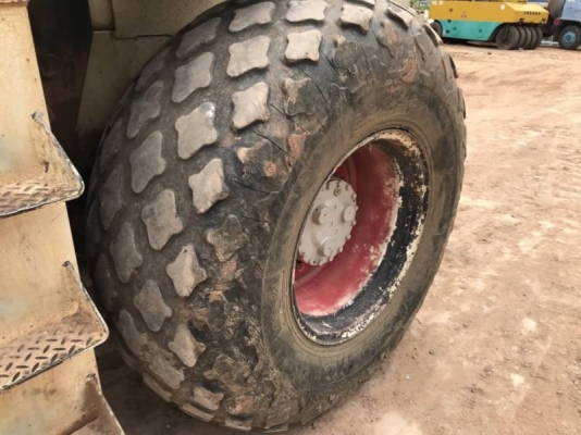 ขาย 695,000 บาท INGERSALLAND SD100B 2 เปลือก 2 เพลา เครื่องดี ปั้มแรง สภาพพร้อมใช้ เอกสารเล่มทะเบียน  รถอยู่ โคราช โทร 0610710295