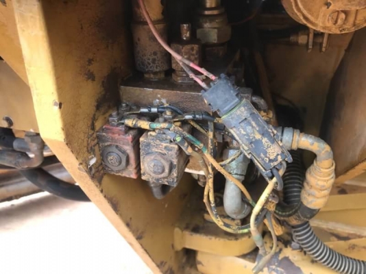 ขาย 895,000 รถเกรด GALION 850A สภาพสวยกิปพร้อมใช้ เครื่องดี เกียร์แรง ระบบไฮโดลิกพร้อม. เอกสารเล่มทะเบียน  รถอยู่ โคราช โทร 0610710295